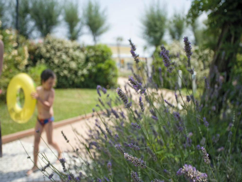 Hotel Bellevue Beach - Sul Mare Milano Marittima Exterior photo